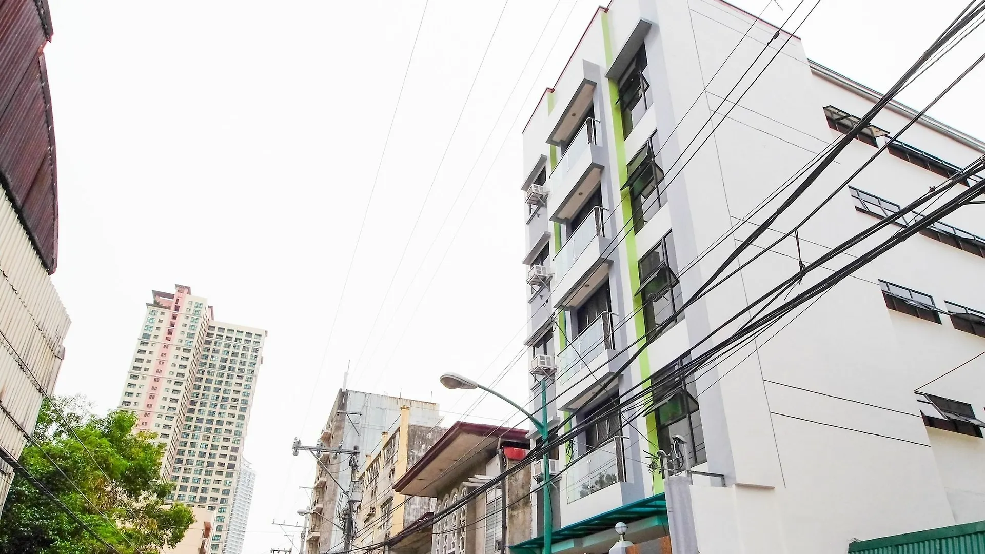 Zen Rooms Time Travellers Makati Makati City 2*,